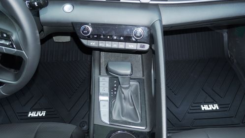 Thảm lót sàn ô tô Hyundai Tucson ghế đầu.