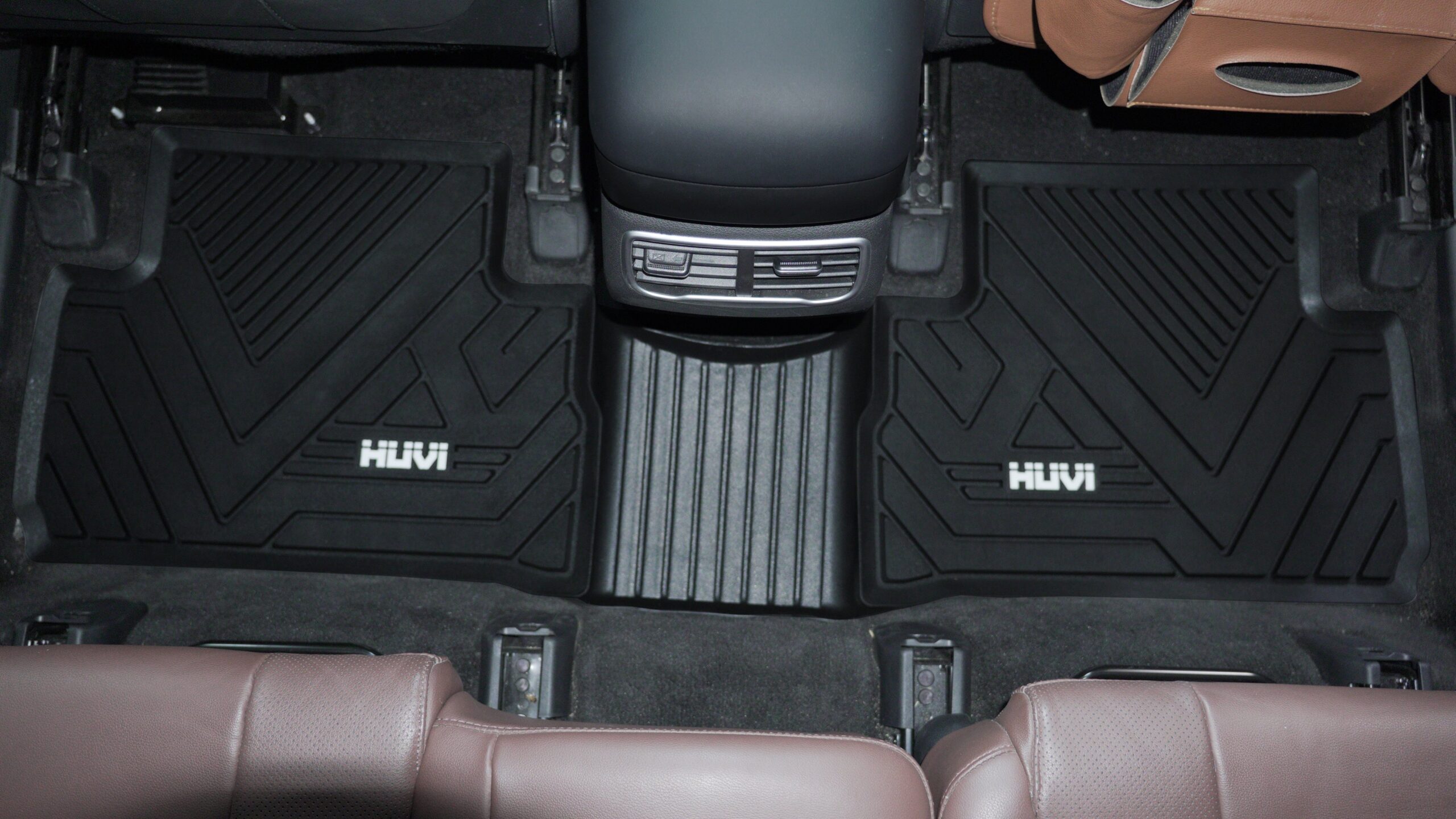 Thảm lót sàn ô tô Hyundai Santafe hàng ghế hai.